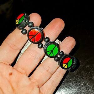 NWTS Rasta colored Peace Sign Bracelet!!